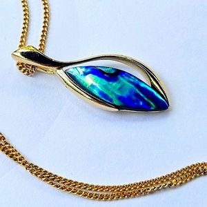 New Zealand Abalone Shell & Gold Necklace
